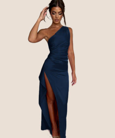 One Shoulder Dress – Elegant & Sexy Look