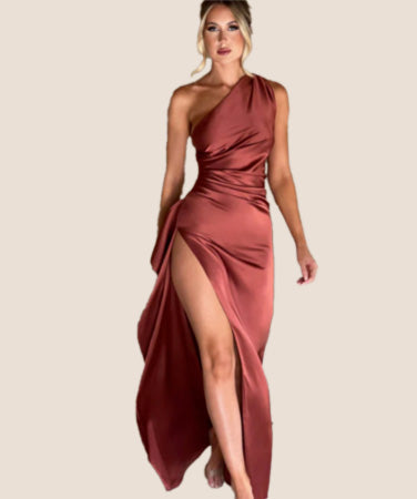 One Shoulder Dress – Elegant & Sexy Look